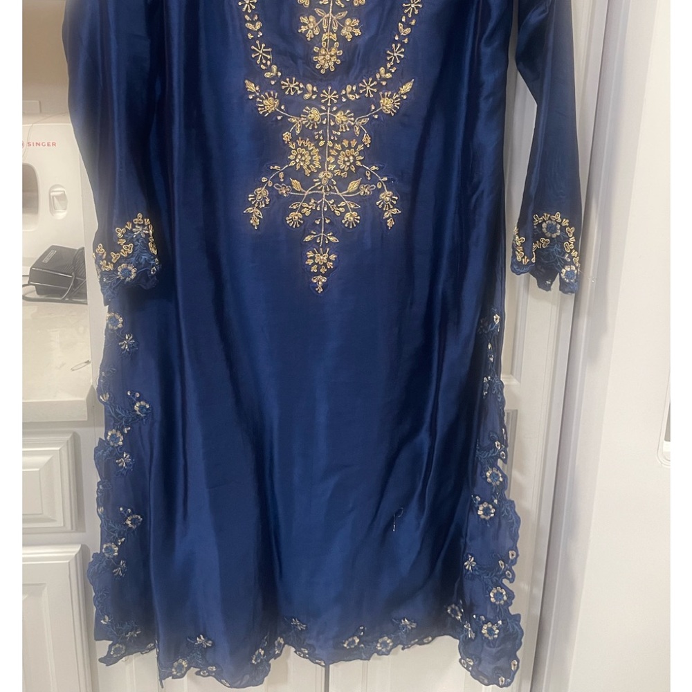 Preloved medium - Picture 4 of 4